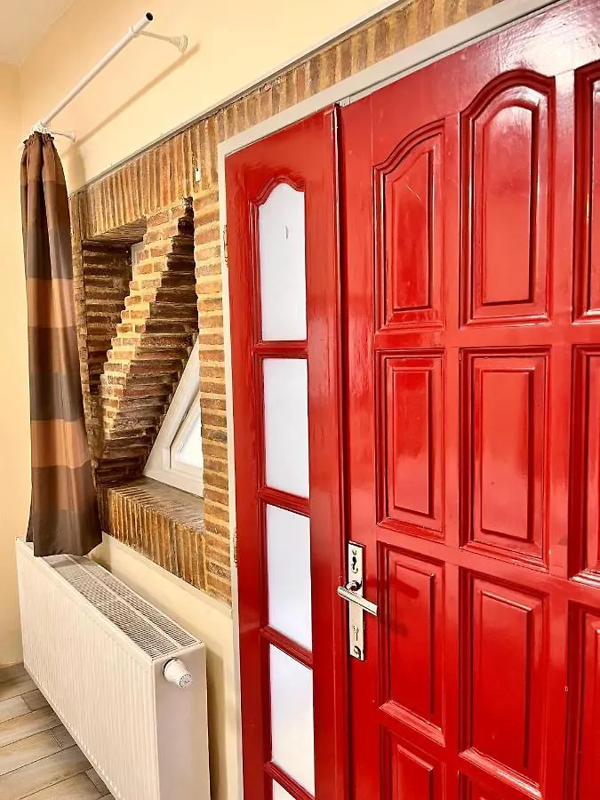 Aparthotel Casa Italia Prague 3*,